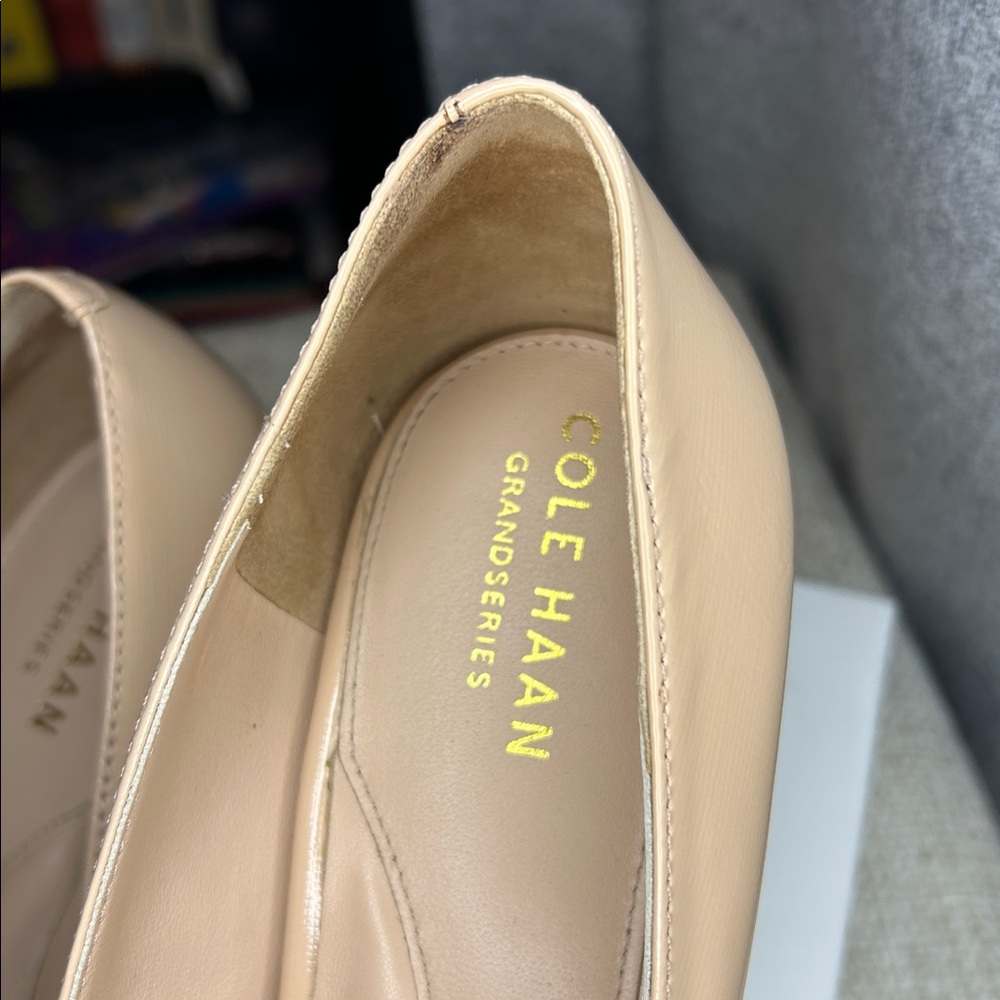 Cole Hahn Patent Leather Nude Pumps - Picture 6 of 9